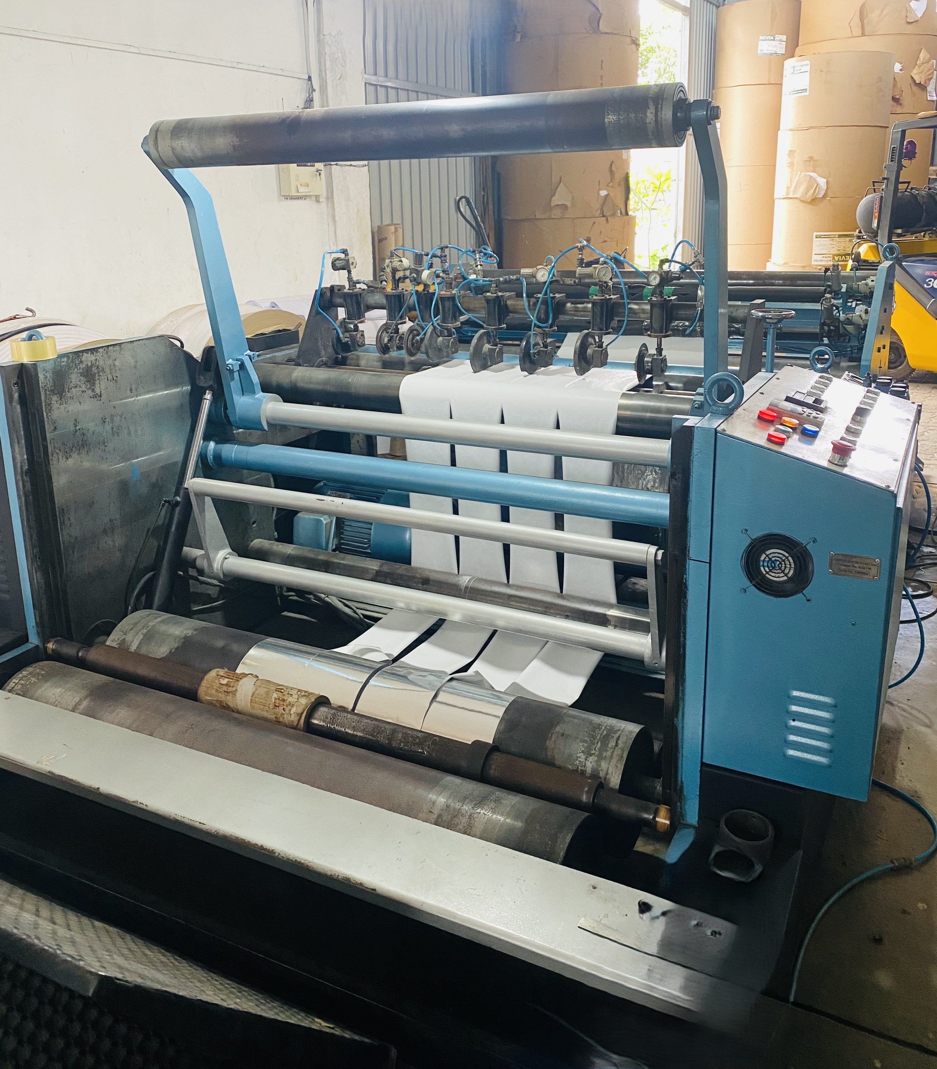 Slitting and Rewinding Service